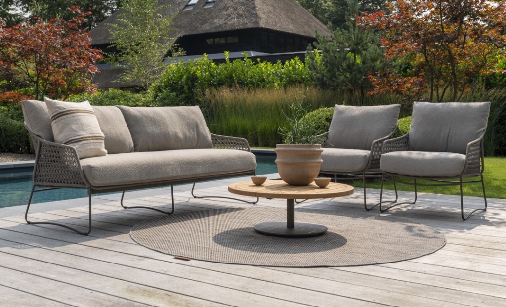 Salon de jardin MORETTI couleur "terre" de 4 seasons outdoor, MORETTI